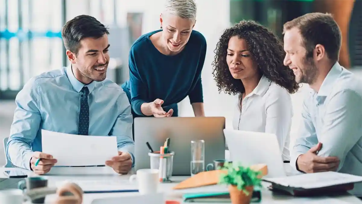 From Browsing to Buying: Mastering Lead Management in E-commerce